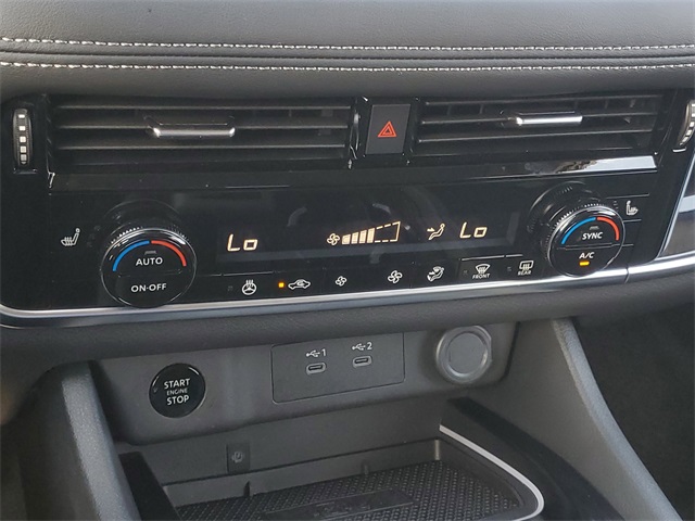 2024 Nissan Rogue SL photo 30