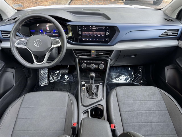 2024 Volkswagen Taos SE photo 16
