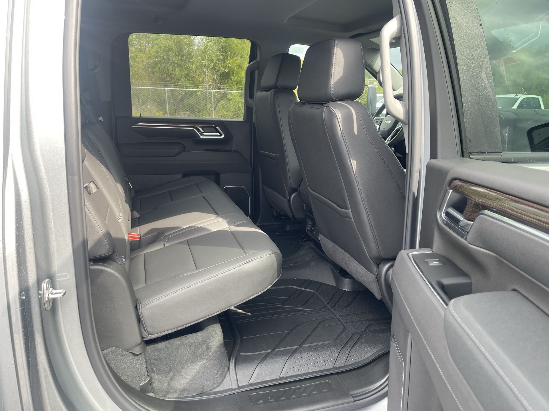 2026 Chevrolet Silverado 3500HD LT photo 25