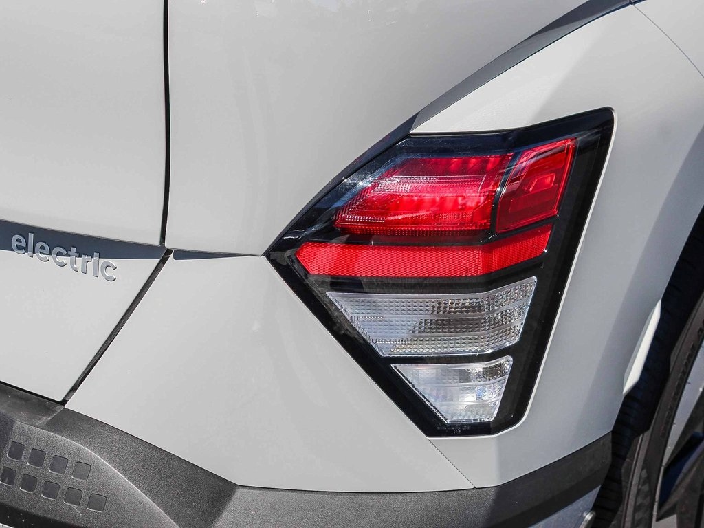 2024 Hyundai Kona Electric SE photo 11