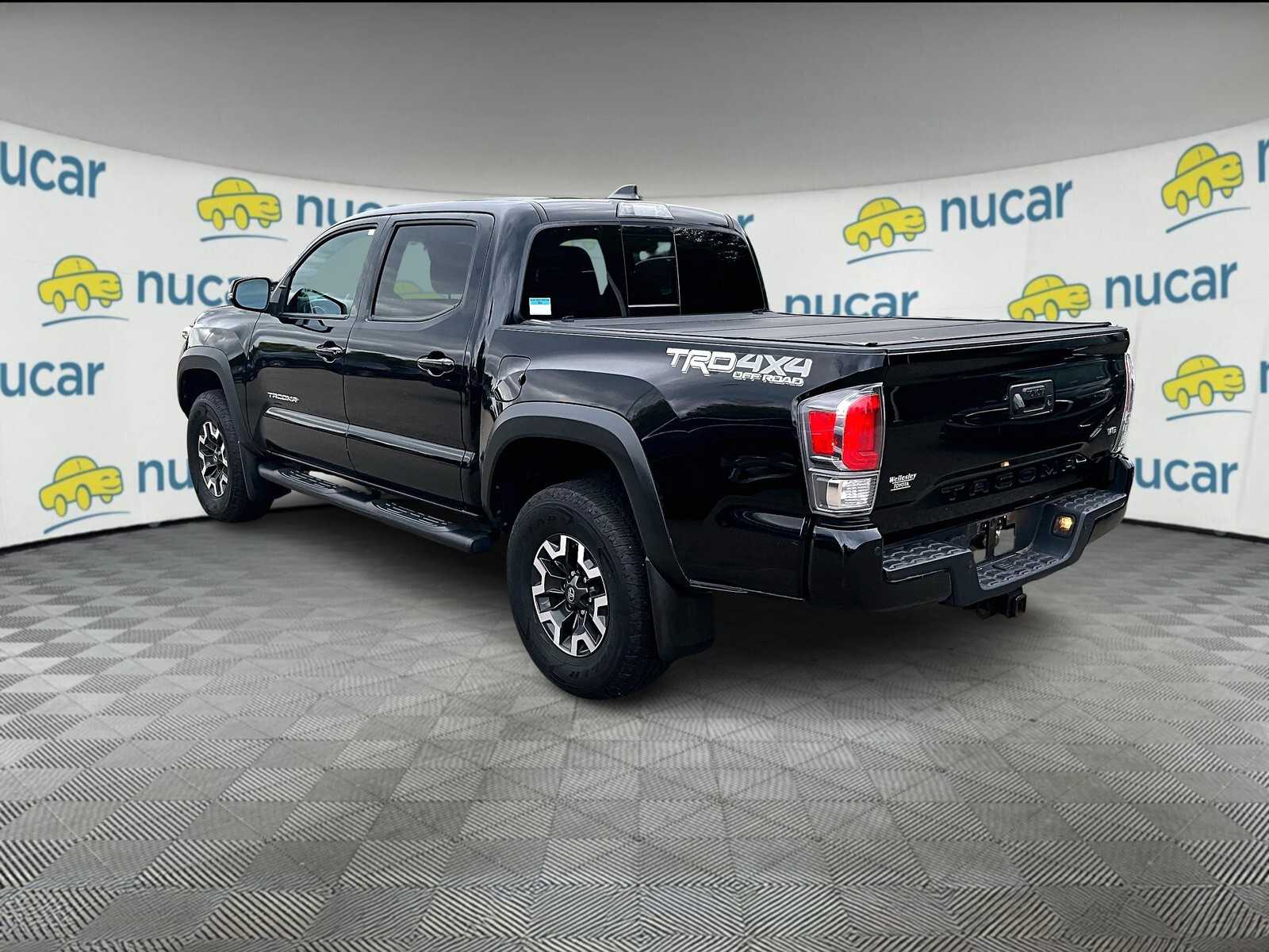2020 Toyota Tacoma TRD 4x4 photo 3