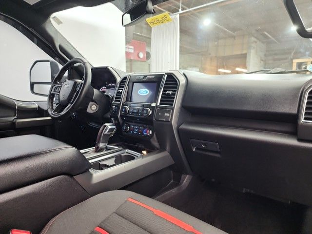 2016 Ford F-150 XLT photo 27