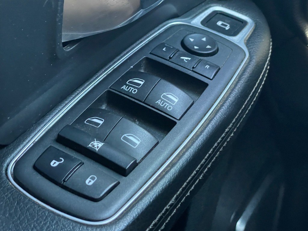 2022 Ram 2500 Laramie photo 17
