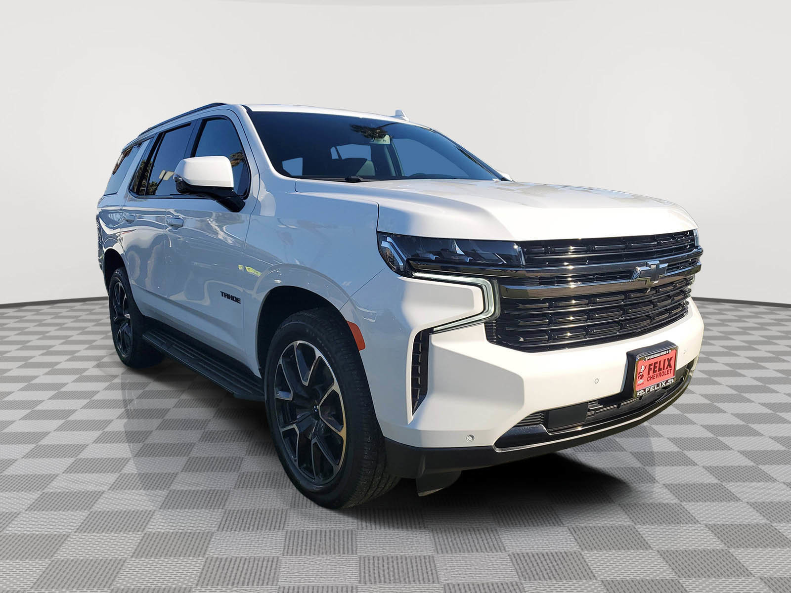 2022 Chevrolet Tahoe RST photo 2