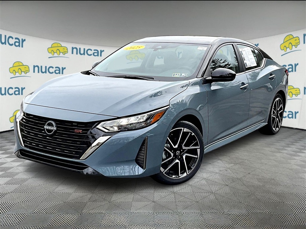 2025 Nissan Sentra SR photo 3