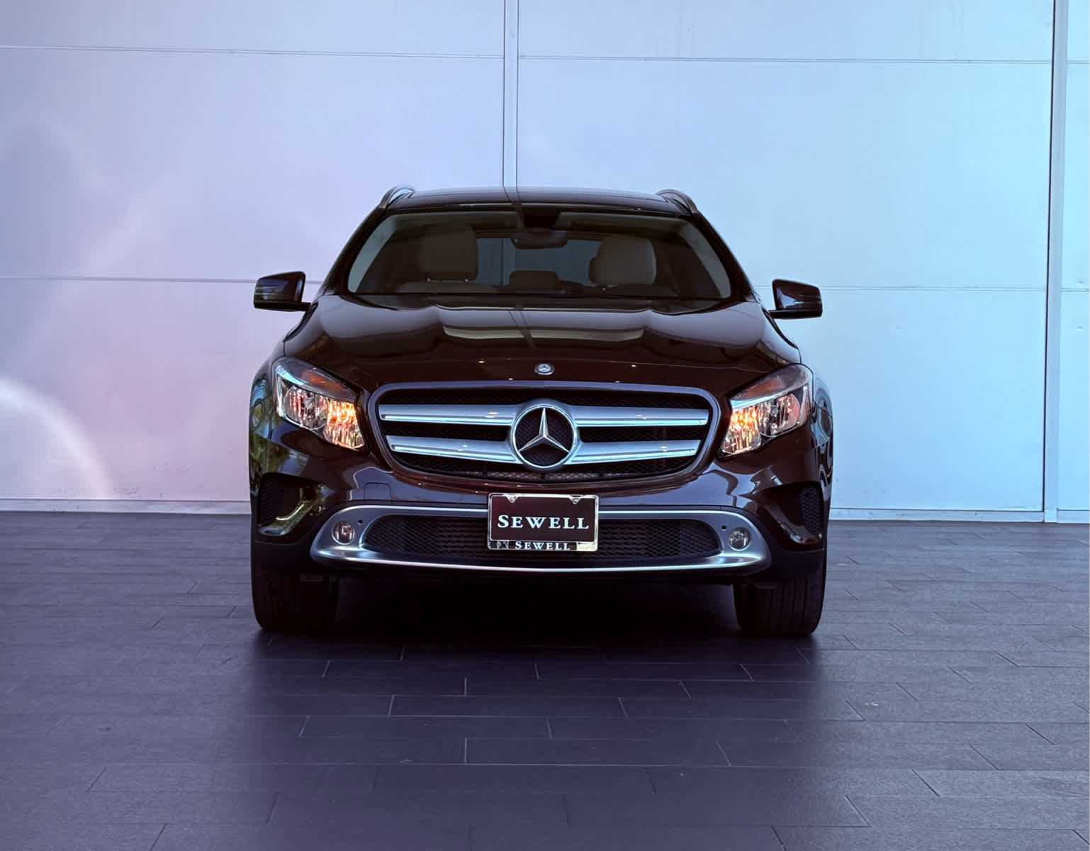 2015 Mercedes Benz GLA 250 photo 2