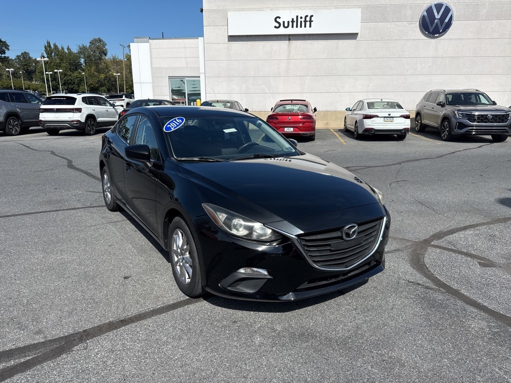 2016 Mazda Mazda3 Sport photo 3