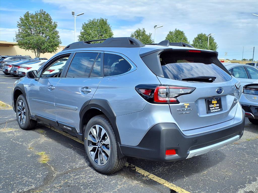 2025 Subaru Outback Limited photo 9