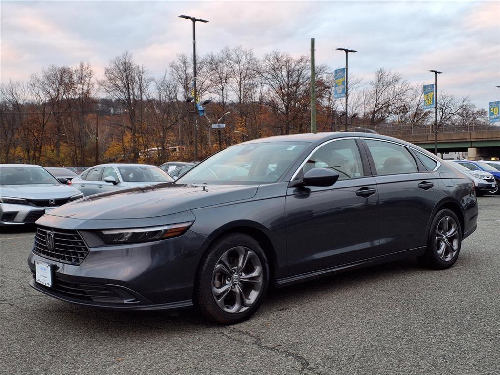 2023 Honda Accord 1.5T EX photo 2