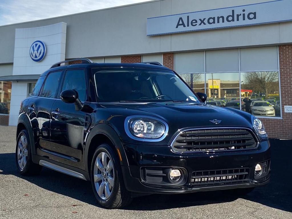 2019 MINI Countryman Base's photo