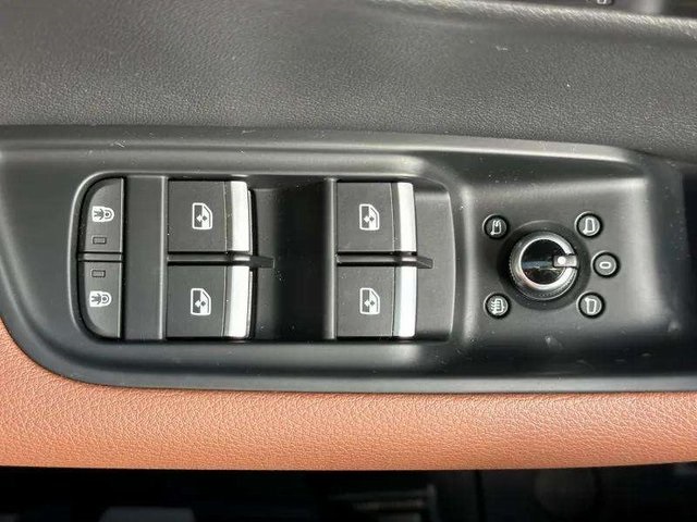 2023 Audi Q7 45 Premium photo 13