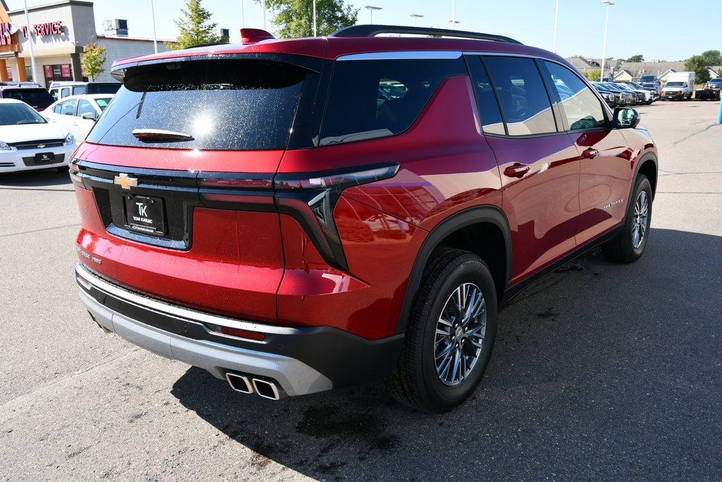 2026 Chevrolet Traverse photo 7