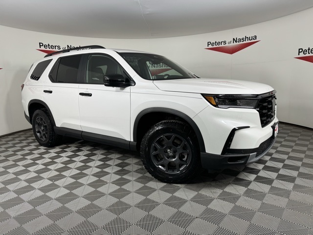 2025 Honda Pilot TrailSport's photo