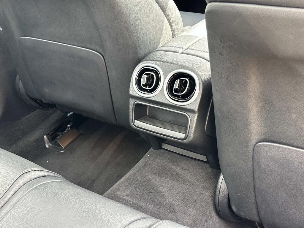 2023 Mercedes Benz C 300 4MATIC photo 26