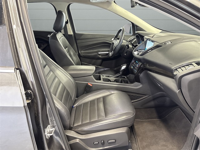 2019 Ford Escape Titanium photo 23
