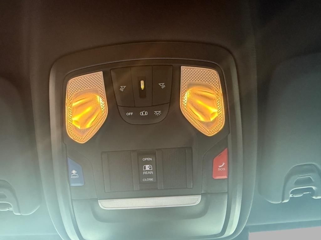 2025 Ram 2500 Tradesman photo 14