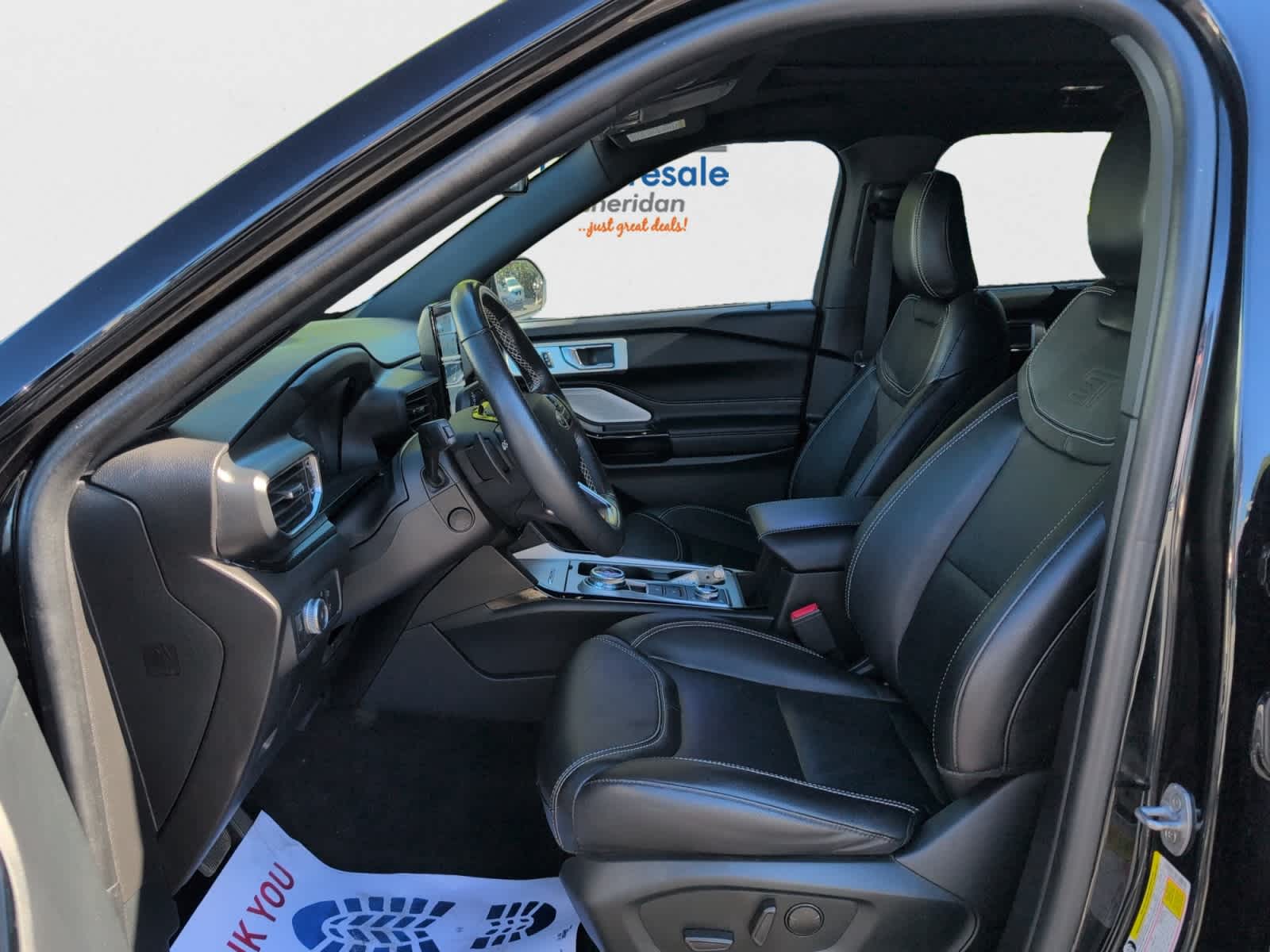 2022 Ford Explorer ST photo 5