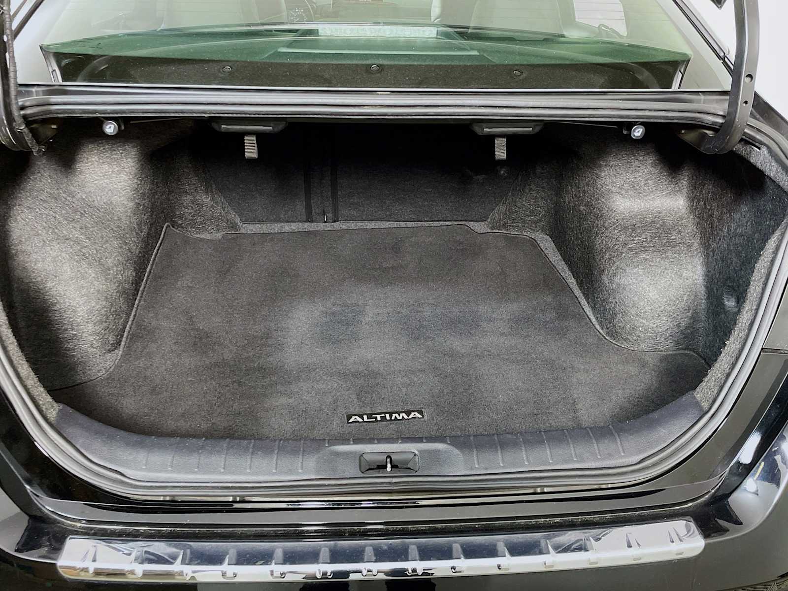 2023 Nissan Altima 2.5 SR photo 22