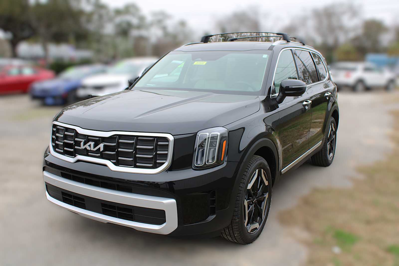 2025 Kia Telluride S photo 16