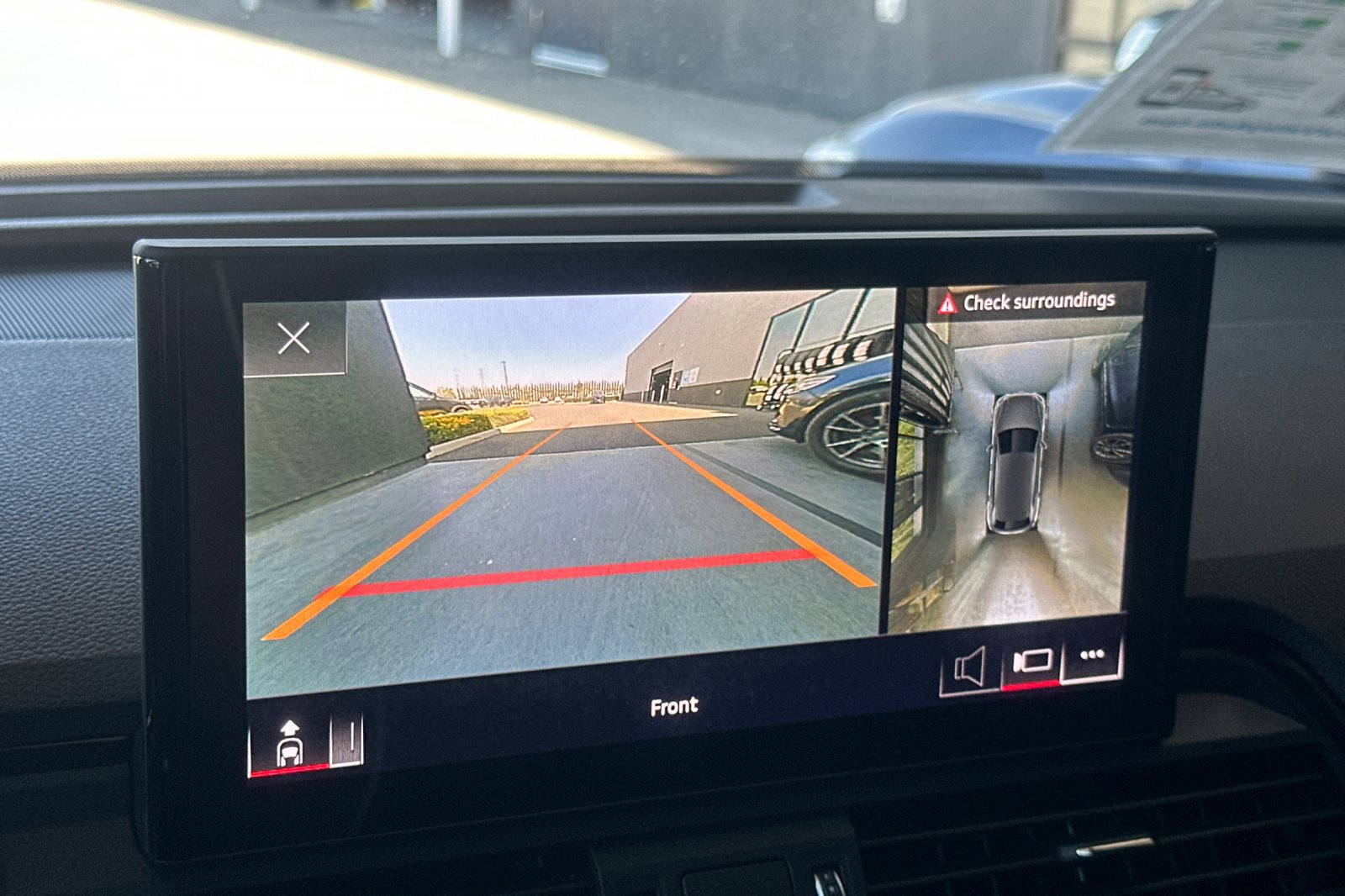 2022 Audi SQ5 Premium Plus photo 20