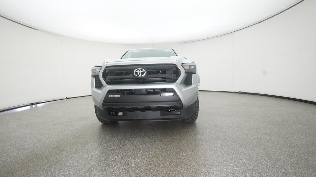 2025 Toyota Tacoma SR5 photo 3