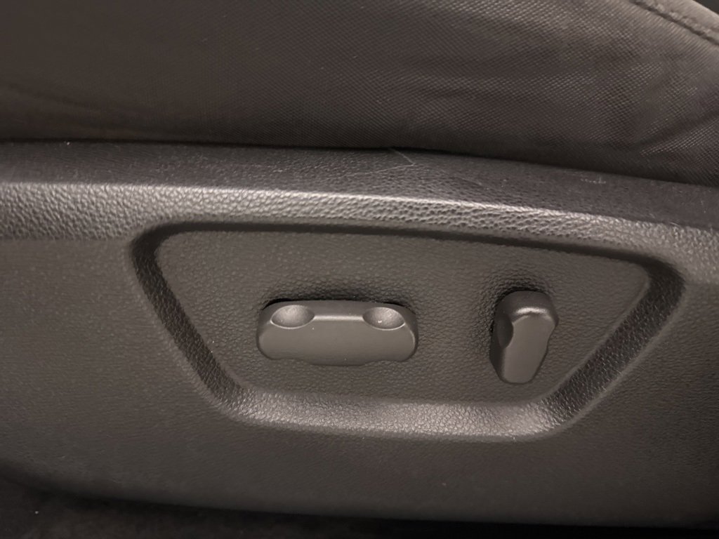 Used 2013 Chevrolet Captiva Sport LT with VIN 3GNAL3EK0DS558377 for sale in Defiance, OH