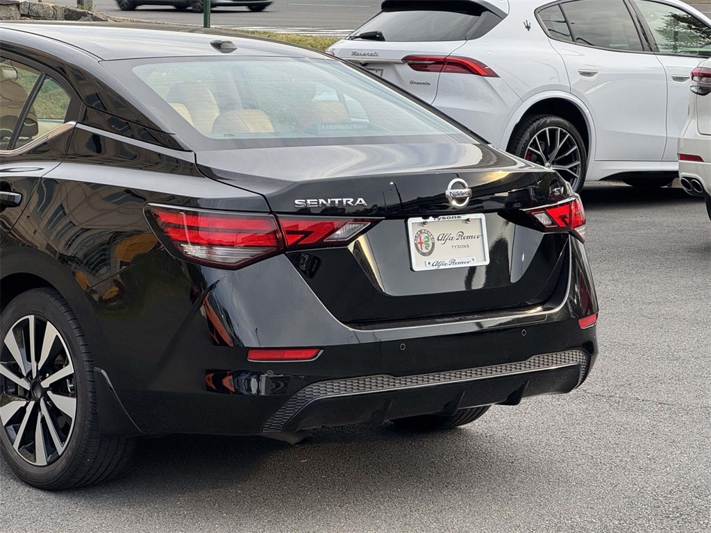2022 Nissan Sentra SV photo 11