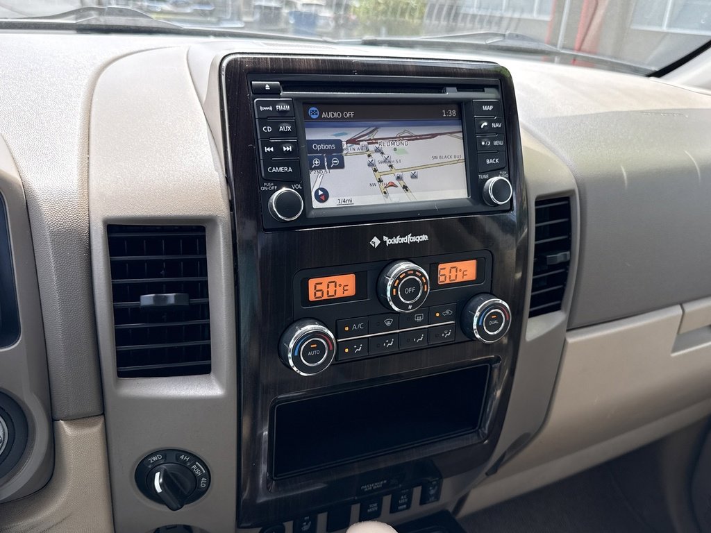 2014 Nissan Titan SL photo 15