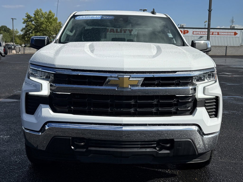 2022 Chevrolet Silverado 1500 LT photo 3