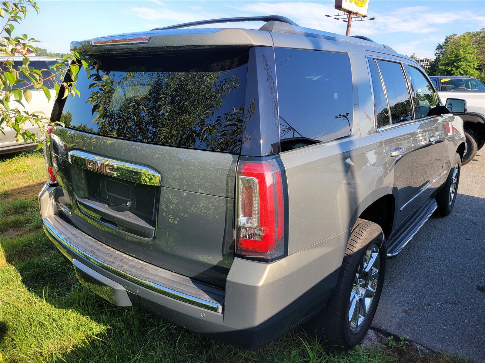 2018 Gmc Yukon Denali photo 6