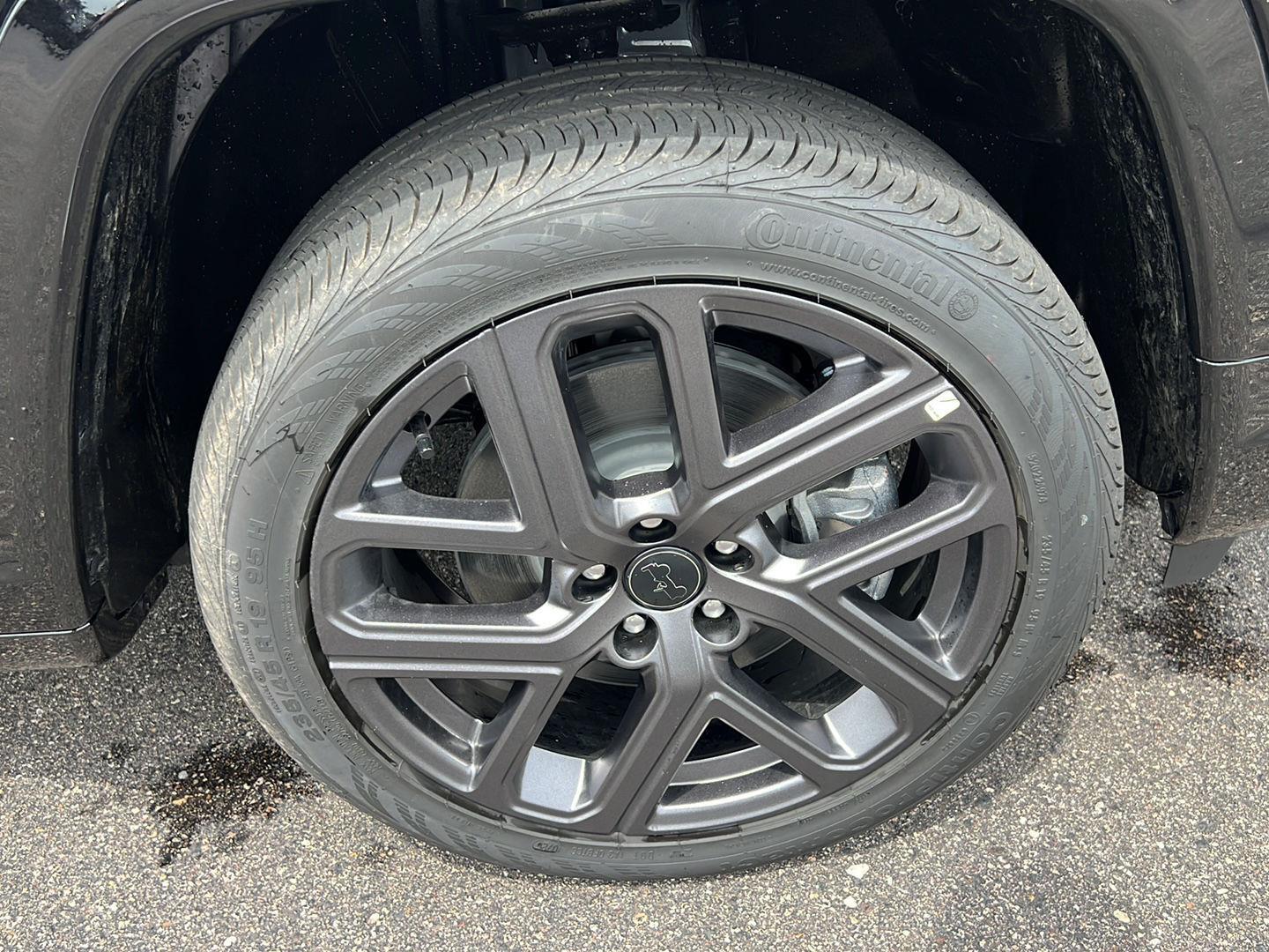 2025 Jeep Compass Limited photo 8