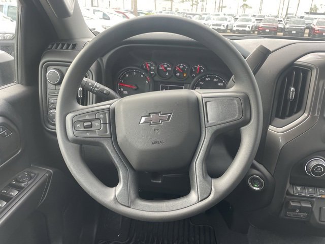 2026 Chevrolet Silverado 2500HD Custom photo 13