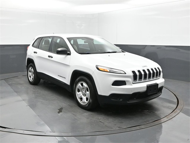 2015 Jeep Cherokee Sport photo 17