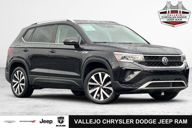 2024 Volkswagen Taos SE
