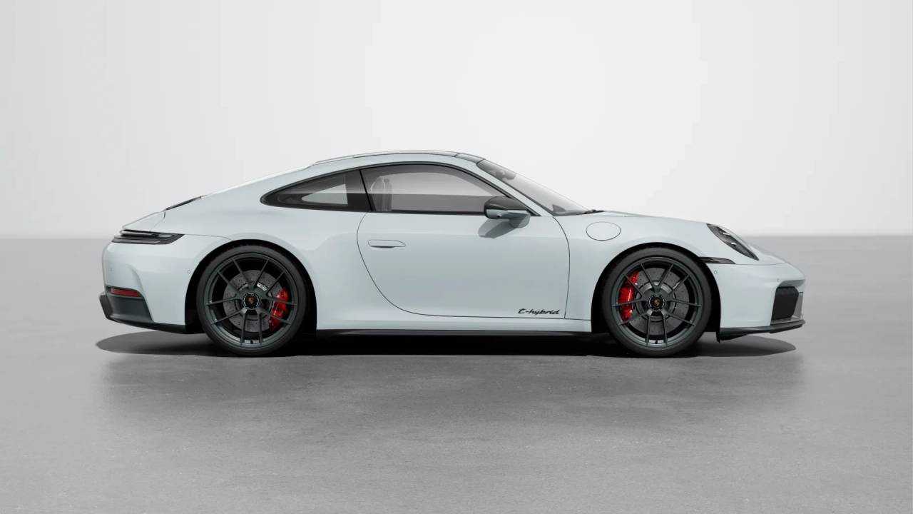2026 Porsche 911 GTS photo 7