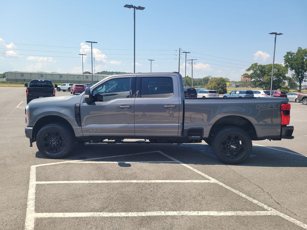 2024 Ford F-350 Lariat photo 6