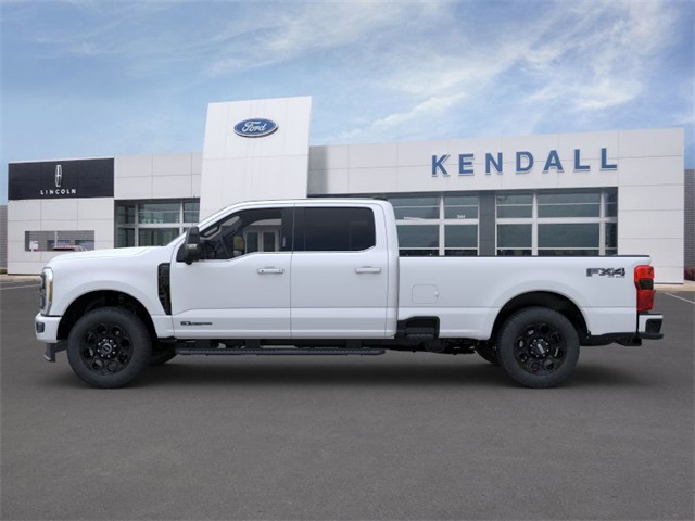 2025 Ford F-350 photo 3