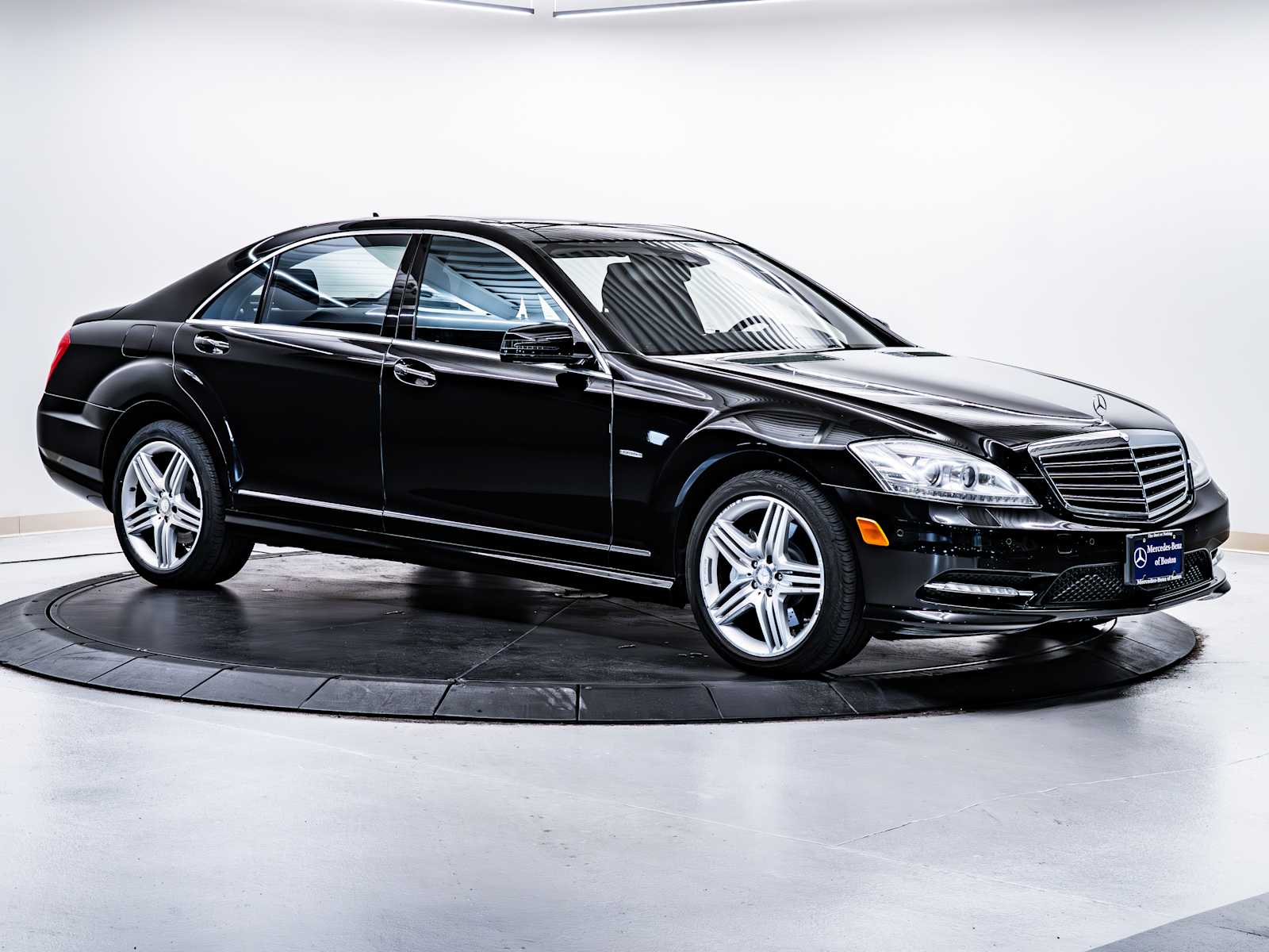 2012 Mercedes-Benz S-Class S550