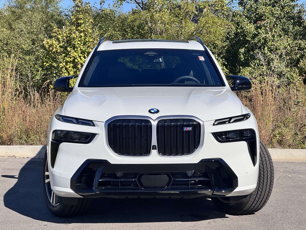 2026 Bmw X7 M60i photo 2