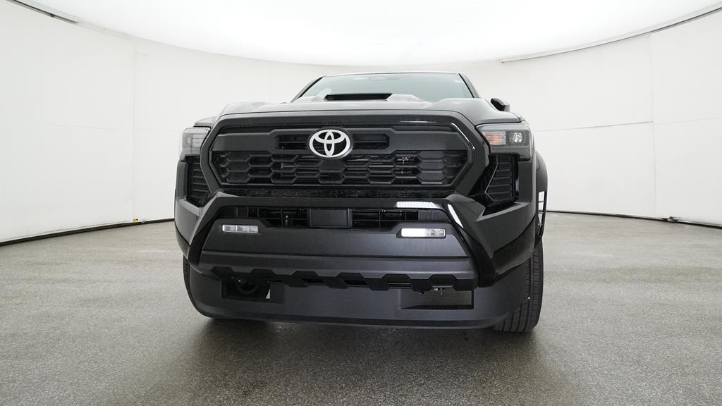 2025 Toyota Tacoma TRD Sport photo 3