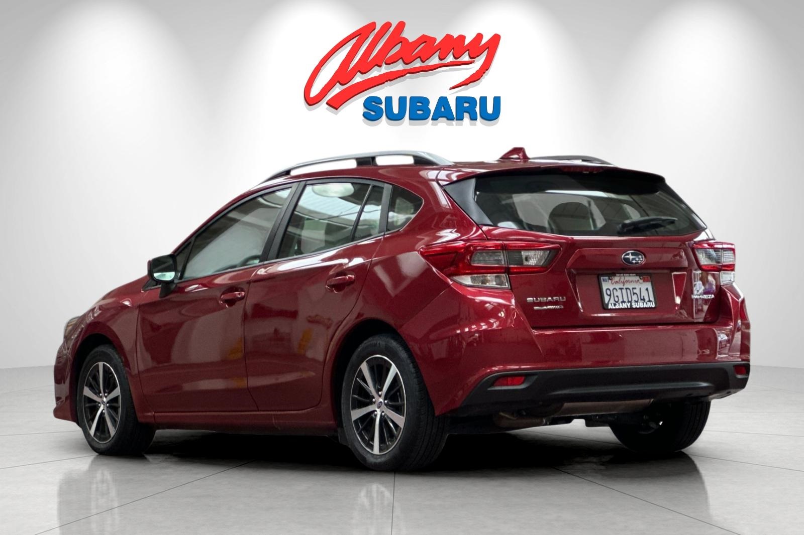2023 Subaru Impreza Premium photo 6