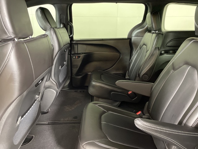 2026 Chrysler Pacifica photo 37