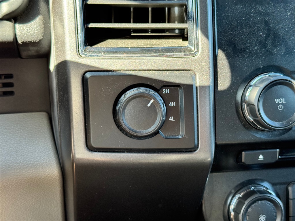 2018 Ford F-150 XLT photo 3