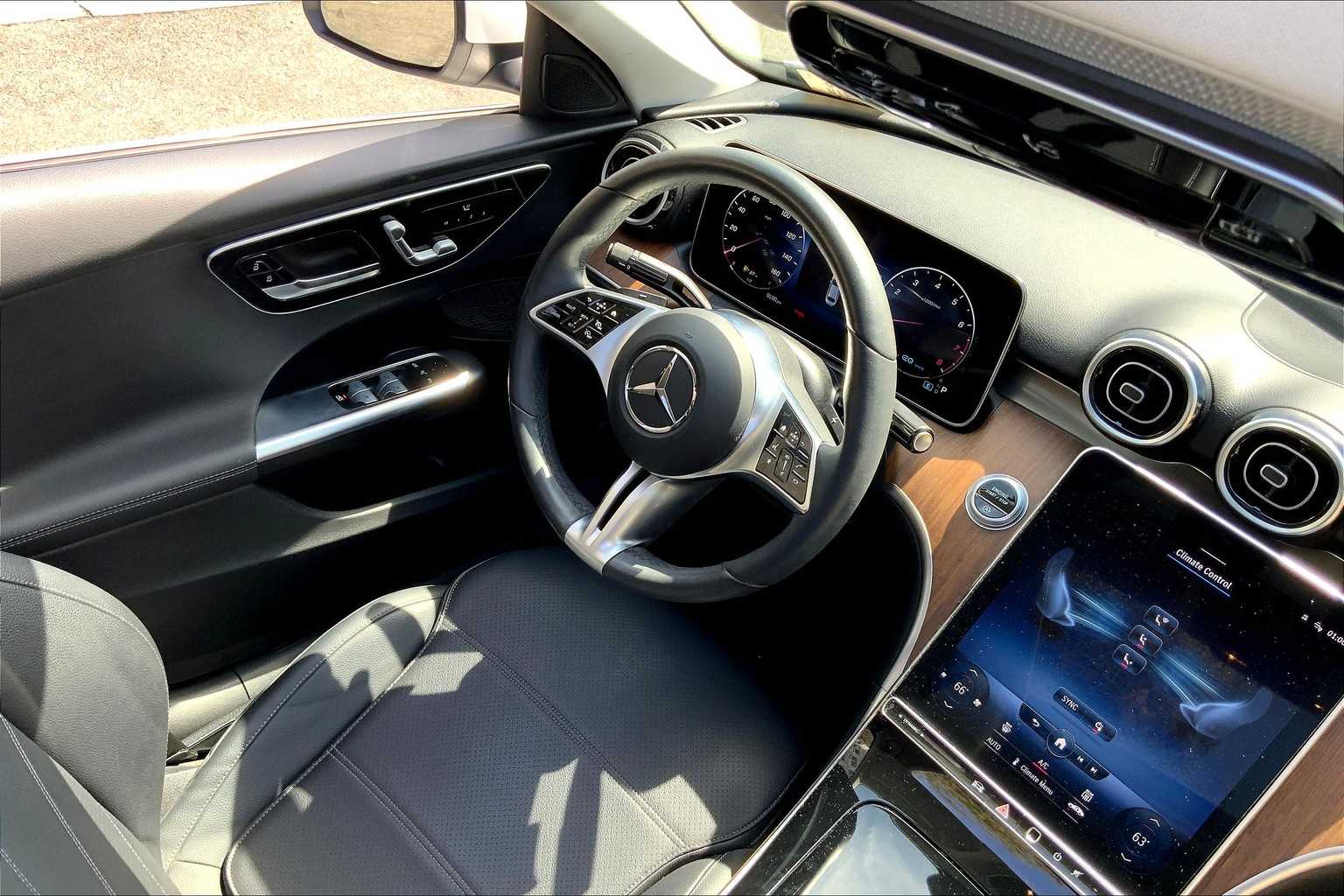 2022 Mercedes Benz C 300 photo 29