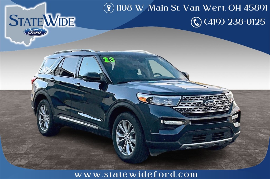 2023 Ford Explorer Limited's photo