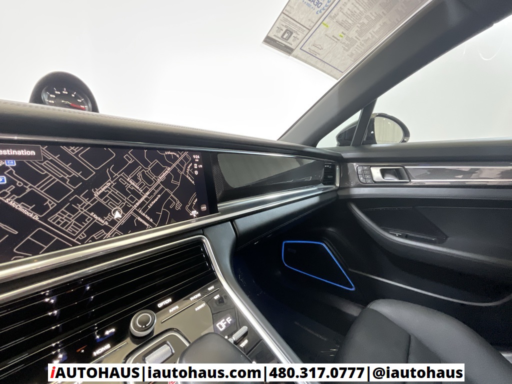 2022 Porsche Panamera Platinum photo 19