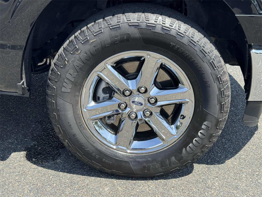 2024 Ford F-150 XLT photo 12