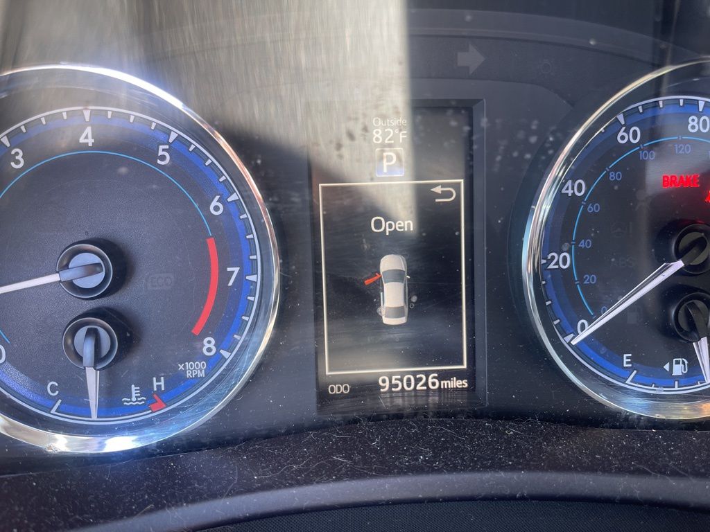 2019 Toyota Corolla L photo 4