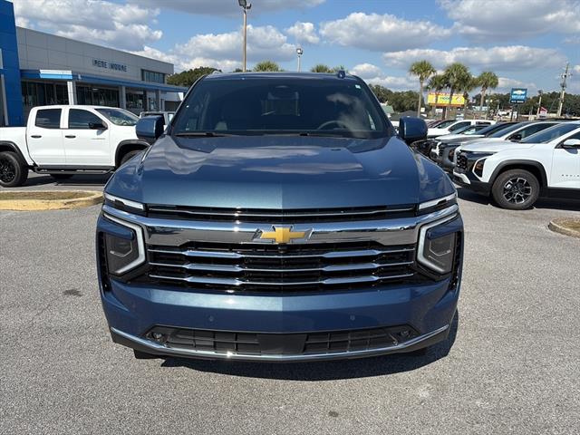 2025 Chevrolet Tahoe LT photo 2