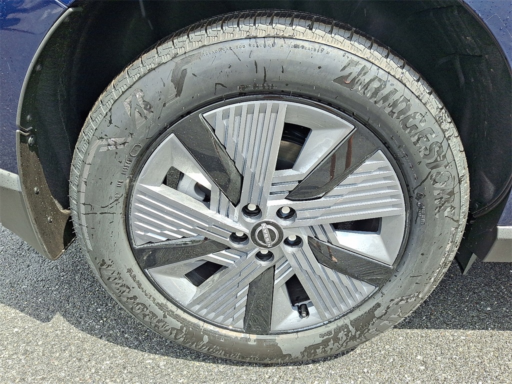 2025 Nissan Murano SL photo 3